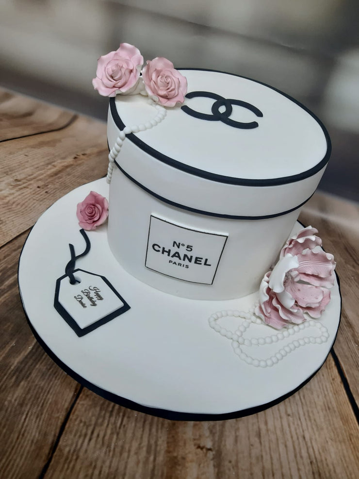 chanel cc cake topper