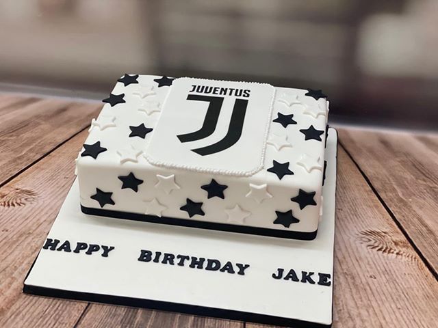 Juventus Themed Cake